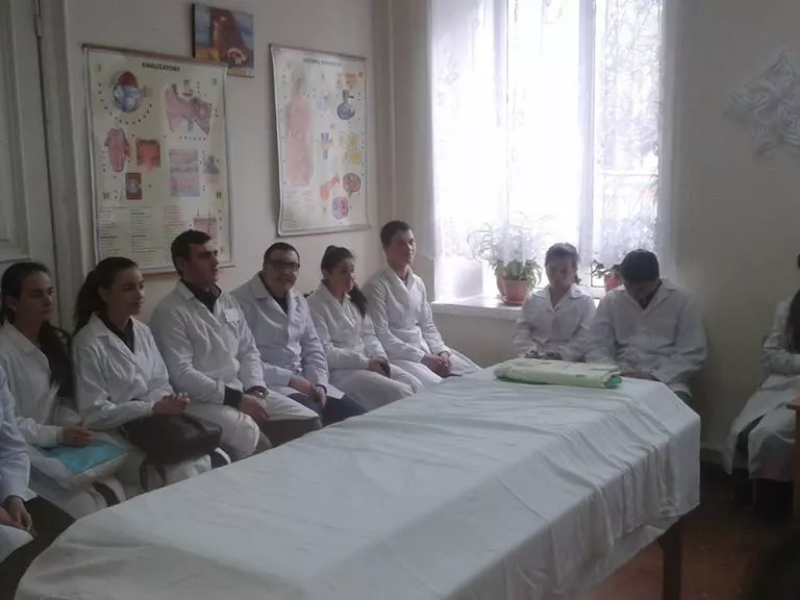 Profesia: Îngrijitor bolnavi la domiciliu